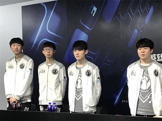 煌的球队因 煌的球队因