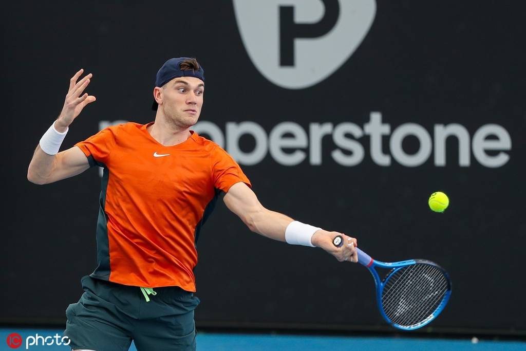 了无数球迷 了无数球迷